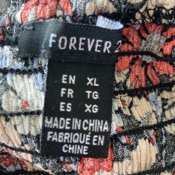 Forever 21 summer top duo - Picture 11 of 11